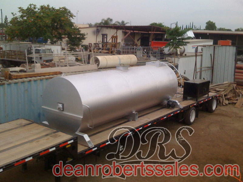 CUSTOM SEALCOAT TANKS TRAILERS AND TRUCKS BY DEAN ROBERTS SALES