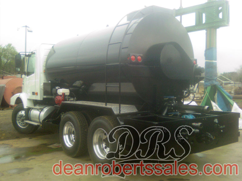 CUSTOM TRUCK MOUNTED SEAL COAT TANKS BY DEAN ROBERTS SALES 