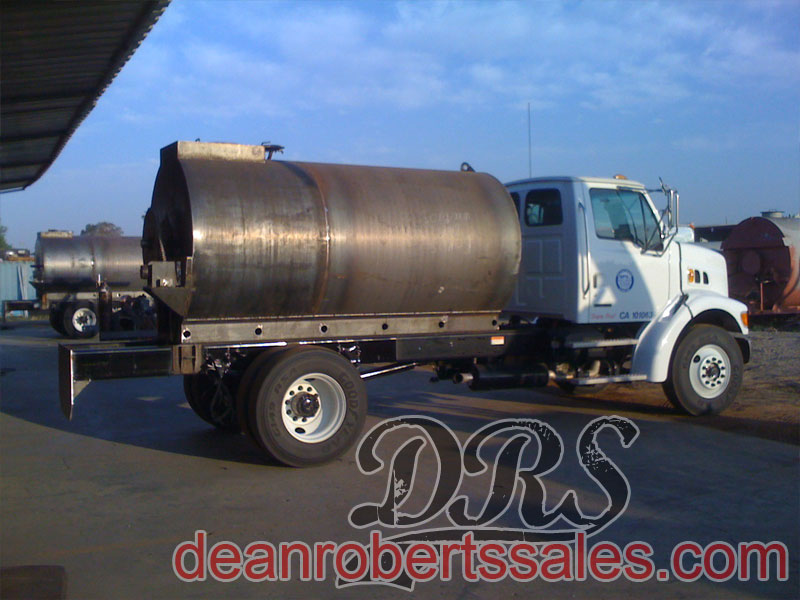 CUSTOM TRUCK MOUNTED SEAL COAT TANKS BY DEAN ROBERTS SALES 